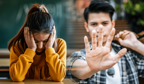 El PASE-U 2025 no se pagará en las escuelas que hayan interrumpido las clases. Foto: composición LR/Freepik