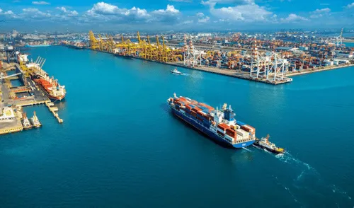 La terminal a cargo de COFCO, transformará el comercio marítimo regional. Foto: Freepik La terminal a cargo de COFCO, transformará el comercio marítimo regional.