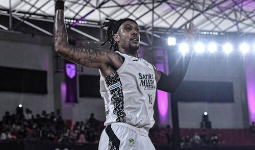 Jarred Shaw jugó por equipos como Satria Muda y Tangerang en Indonesia. Jarred Shaw jugó por equipos como Satria Muda y Tangerang en Indonesia.