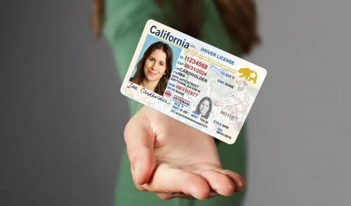 El DMV impuso una reforma que facilita la renovación de licencias de conducir en California. El DMV impuso una reforma que facilita la renovación de licencias de conducir en California.