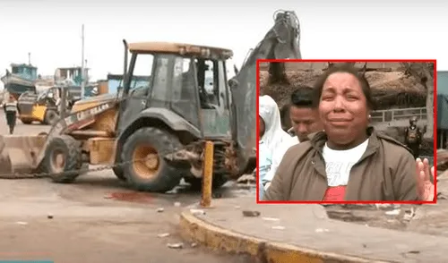 Maquinaria pesada de la Municipalidad de Chorrillos comenzó con los trabajos de demolición de los locales comerciales en la zona. Foto: Panamericana