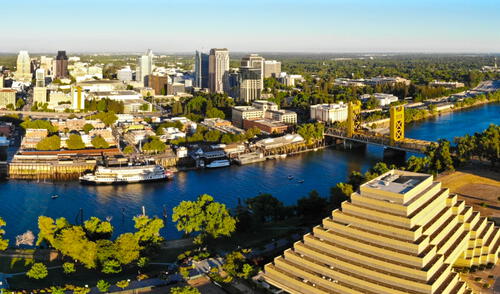 Sacramento se posiciona como el destino más buscado para mudarse en California, según un estudio de Redfin.