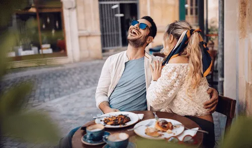 De acuerdo con el terapeuta, este proceso facilita el entendimiento de la persona con la que se establecerá una relación. Foto: Mens Health