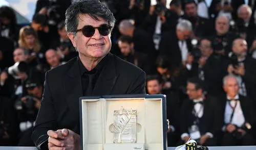 Cineasta iraní Jafar Panahi gana Palma de Oro.
