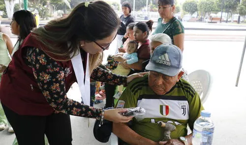 Personal del Policlínico Jireh ofreció servicios médicos y la doctora Tello cubrió los costos de medicación. Personal del Policlínico Jireh ofreció servicios médicos y la doctora Tello cubrió los costos de medicación.