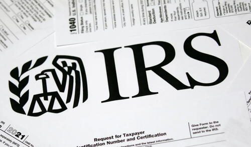 Declaración de impuestos en EE.UU. es obligatoria para ciudadanos y residentes. Declaración de impuestos en EE.UU. es obligatoria para ciudadanos y residentes.