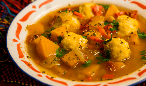 La tradicional sopa de un país en Sudamérica que se convirtió en la mejor del mundo