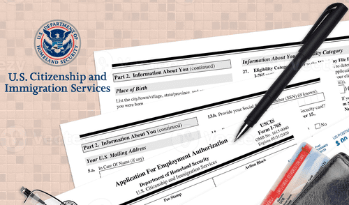 Debes completar un formulario de USCIS para demostrar que trabajas legalmente en EEUU. Debes completar un formulario de USCIS para demostrar que trabajas legalmente en EEUU.