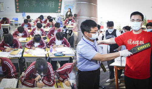 El gaokao, el examen más difícil del mundo que define la vida de millones en China y se custodia como un secreto de Estado
