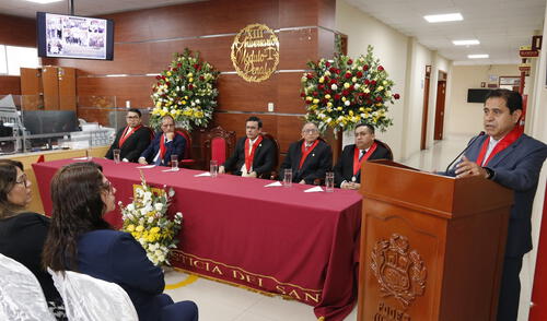 Durante el evento, se realizó una ceremonia eucarística donde jueces y servidores agradecieron por los logros.