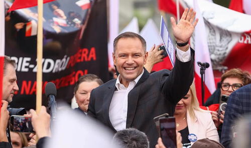 Karol Nawrocki, historiador y político conservador, fue elegido presidente de Polonia. Foto: EFE Karol Nawrocki, historiador y político conservador, fue elegido presidente de Polonia. Foto: EFE