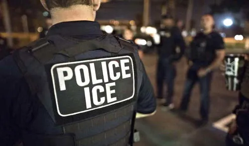 Agentes del ICE intentaron ingresar a una planta empacadora en California, pero fueron detenidos por el personal. Agentes del ICE intentaron ingresar a una planta empacadora en California, pero fueron detenidos por el personal.