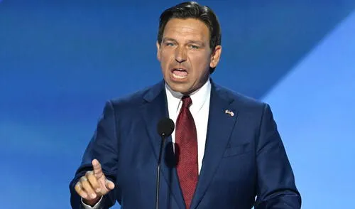 Ron DeSantis firmó ley en Florida que garantiza la devolución de pagos a pacientes