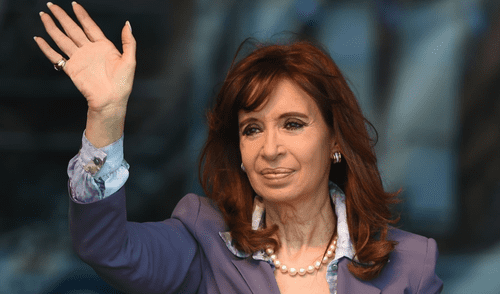 Kirchner anunció que será candidata en la tercera sección electoral de Buenos Aires. Foto: AFP Kirchner anunció que será candidata en la tercera sección electoral de Buenos Aires. Foto: AFP