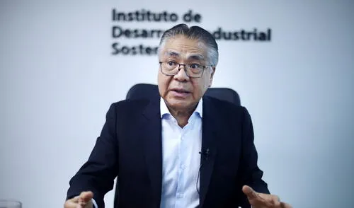 Jesús Salazar Nishi, presidente del IDIS y expresidente de la Sociedad Nacional de Industrias.