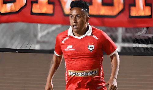Cueva forma parte de las opciones consideradas por Emelec, aunque el jugador aún no ha logrado llegar a un acuerdo con su club actual, Cienciano. Foto: Archivo GLR