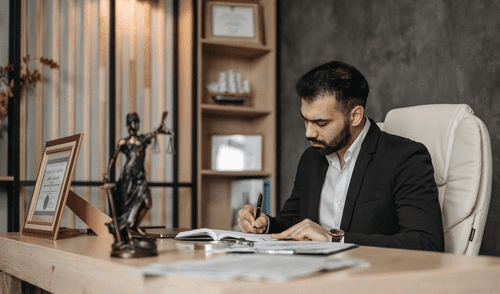 Los abogados de oficio en Perú, capacitados y habilitados, representan en diversas áreas legales, desde penal hasta civil. Los abogados de oficio en Perú, capacitados y habilitados, representan en diversas áreas legales, desde penal hasta civil.