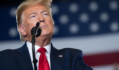 Donald Trump busca desmantelar a FEMA luego de la temporada de huracanes 2025.