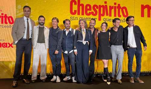 Los hijos de 'Chespirito' en el estreno de la serie 'Sin querer queriendo'. Foto: Milenio