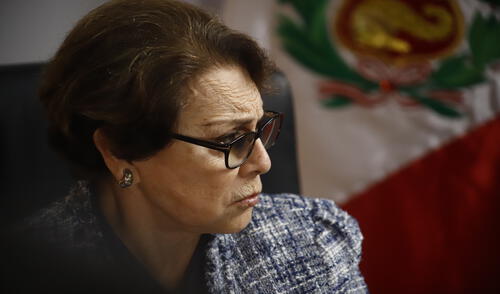 Echaíz en su despacho de Palacio Legislativo