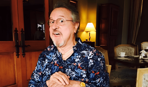 Carlos Villagrán tuvo problemas con Roberto Gómez Bolaños por el persona de 'Quico' Foto: Instagram