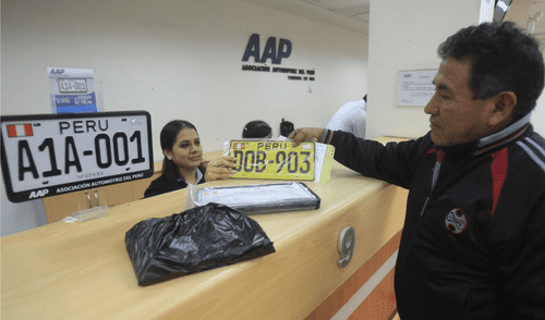 Desde junio inicia el cambio de placas del primer grupo de vehículos