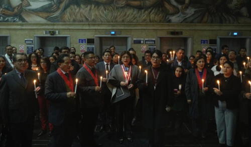 La Fiscal de la Nación había anunciado que pasará la noche en la Fiscalía. Foto: Jhon Reyes/La República Patricia Benavides Delia Espinoza Fiscalía JNJ