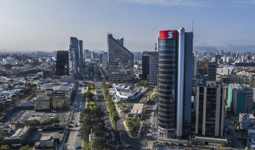 Incremento del 4,7% en despachos de cemento, 11,5% en importaciones y 19,7% en ventas de vehículos ligeros. Foto: Andina Incremento del 4,7% en despachos de cemento, 11,5% en importaciones y 19,7% en ventas de vehículos ligeros