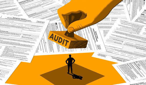 IRS verifica la exactitud de los impuestos declarados por individuos u organizaciones en Estados Unidos.