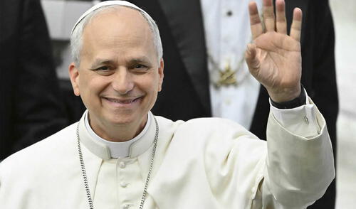 León XIV eligió a un compatriota para uno de los actos más emblemáticos de la entronización. Foto: AFP.