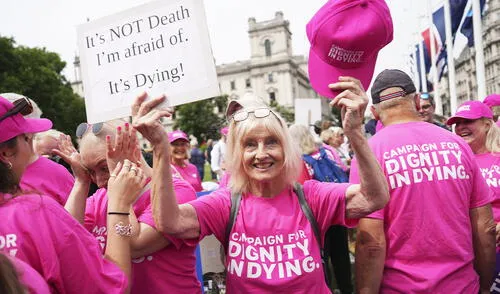 Reino Unido da paso histórico: diputados aprueban proyecto de ley para legalizar la muerte asistida en fase terminal