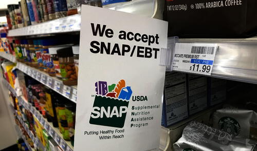 Nueva normativa en EE.UU. beneficiarios de Medicaid y SNAP