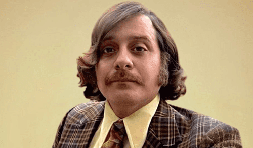 El personaje de Víctor Palacios ha despertado curiosidad por saber a quién representa en la vida real. Foto: Instagram