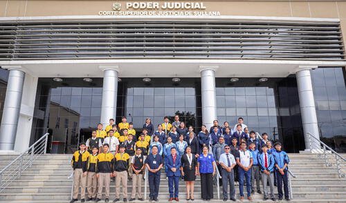 La actividad busca fomentar la resolución de conflictos entre compañeros en el ámbito educativo. La actividad busca fomentar la resolución de conflictos entre compañeros en el ámbito educativo.