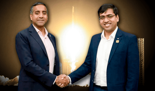 Tejpaul Bhatia (izq.) y Pawan Kumar (der.) firmaron un acuerdo de exploración espacial. Tejpaul Bhatia (izq.) y Pawan Kumar (der.) firmaron un acuerdo de exploración espacial.