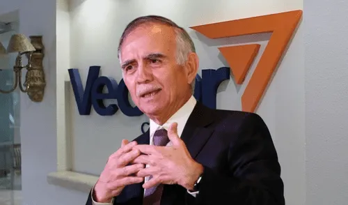 Alfonso Romo es dueño del banco Vector desde el año 1987. Alfonso Romo es dueño del banco Vector desde el año 1987.