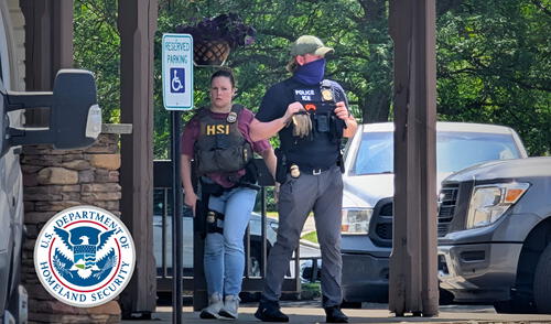 ICE realizó una redada migratoria en Tepache Mexican Kitchen and Bar en Pensilvania, deteniendo a 14 indocumentados en el restaurante. ICE realizó una redada migratoria en Tepache Mexican Kitchen and Bar en Pensilvania, deteniendo a 14 indocumentados en el restaurante.