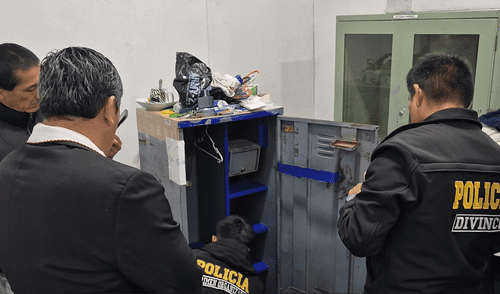 Autoridades realizan el registro en la oficina del suboficial Israel Araujo Alva, alias Giorgi. Autoridades realizan el registro en la oficina del suboficial Israel Araujo Alva, alias Giorgi.