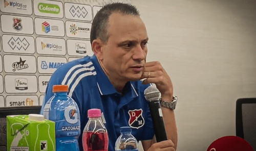 Alejandro Restrepo solo dirigió en el extranjero a Alianza Lima. Foto: captura de Twitter/Nación Paisa Alejandro Restrepo, ex-DT de Alianza Lima, se quiebra tras perder otra final en Colombia