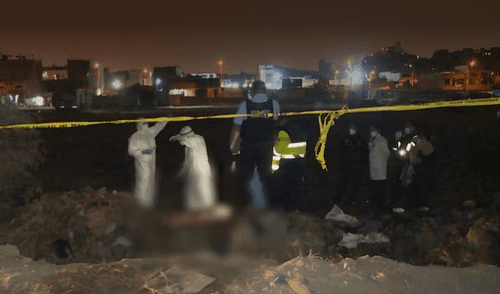 Encuentran cadáver de hombre en una acequia en SMP. Foto: Captura América Noticias Encuentran cadáver de hombre en una acequia en SMP.