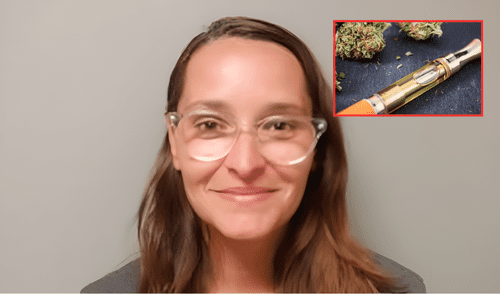 Deanna Sue Woods fue condenada a 120 días de cárcel por suministrar vaporizadores de marihuana a sus tres hijos menores. Foto: Composición LR/ Craighead County Sheriff's Department/ Difusión Madre de EE. UU. le da vaporizadores de marihuana a sus tres menores hijos y es sentenciada a 120 días de cárcel