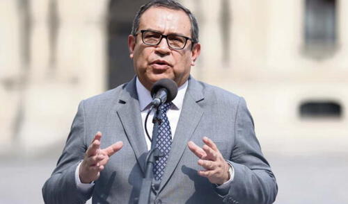 Alberto Otárola rechaza haber beneficiado a Yaziré Pinedo con contratos en el Estado. Foto: La República. Alberto Otárola rechaza haber beneficiado a Yaziré Pinedo con contratos en el Estado. Foto: La República.