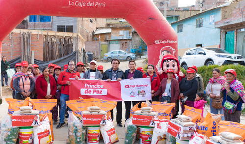 El programa ofrece formación en habilidades como tejido, crianza de animales y panadería.