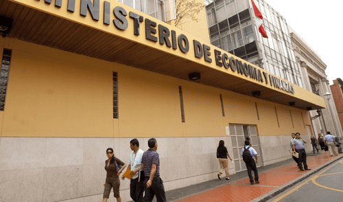 Erick Lahura es economista con formación en la PUCP y la University of London