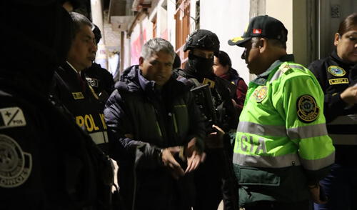 Alcalde de Paras, Carlos Jayo, fue detenido por agentes de la Dircocor. Foto: PNP Alcalde de Paras, Carlos Jayo, fue detenido por agentes de la Dircocor. Foto: PNP