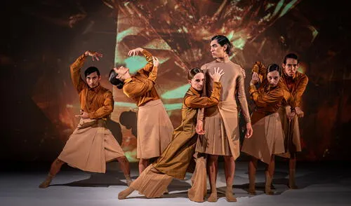 "Romeo y Julieta". Foto: Pepe Hevia. "Romeo y Julieta". Foto: Pepe Hevia.