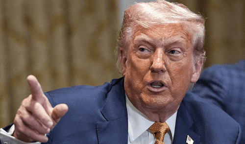 Donald Trump acusa a los BRICS de tratar de “destruir” el dólar y lanza fuerte advertencia: "Es el rey"