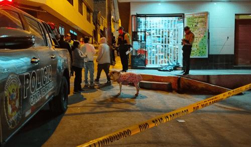 Adolescente es asesinado en la puerta de una bodega en Ventanilla. Adolescente es asesinado en la puerta de una bodega en Ventanilla.