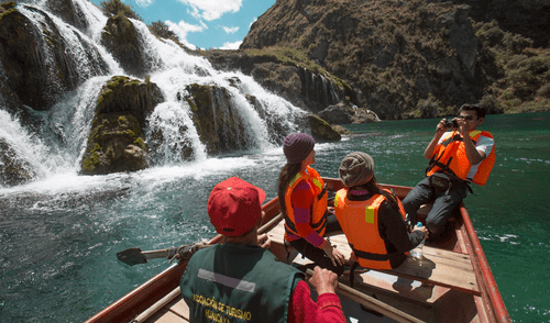 En Yauyos puedes disfrutar de actividades como avistamiento de zorros, recorrer sus lagunas y disfrutar de su deliciosa gastronomía.