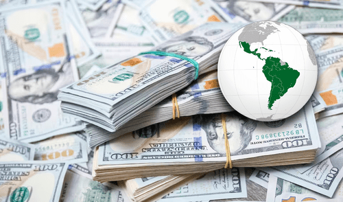 El uso del dólar como moneda nacional responde a la importancia de querer estabilizar la economía de Ecuador, Panamá y El Salvador. El dólar se usa como moneda de reserva y en comercios exteriores con materias prima.